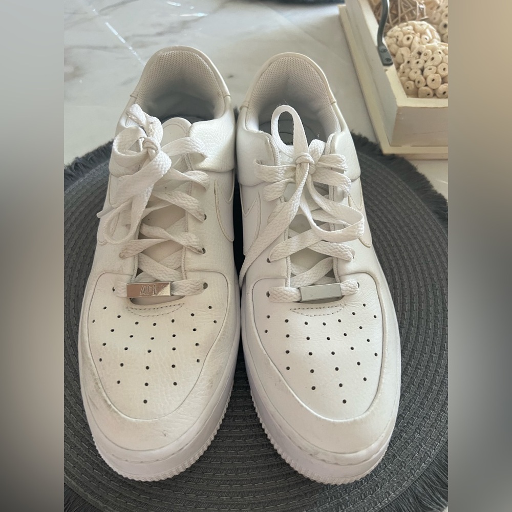 AF1 excelente condiciones usado solo un par de horas casi nuevos